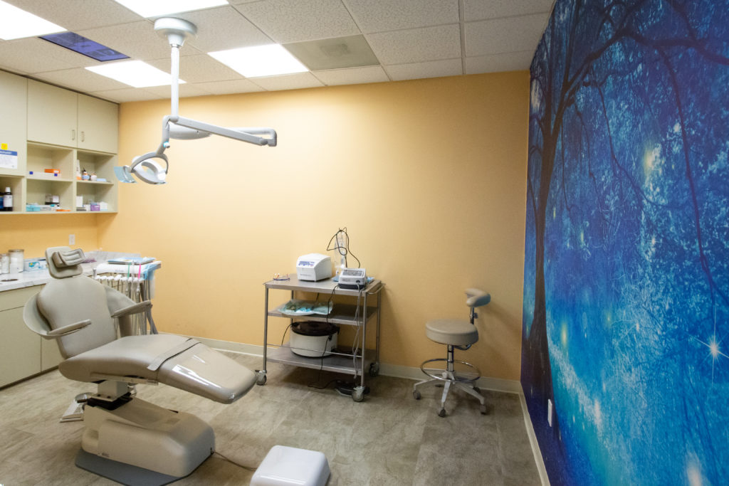 Patient Center 818.Dentist